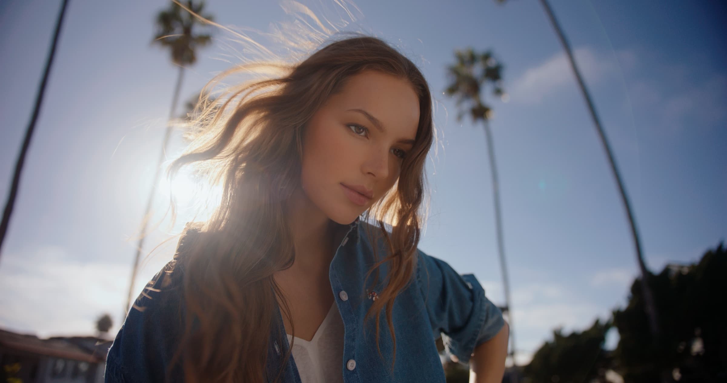 Lifestyle campaign with palm trees
