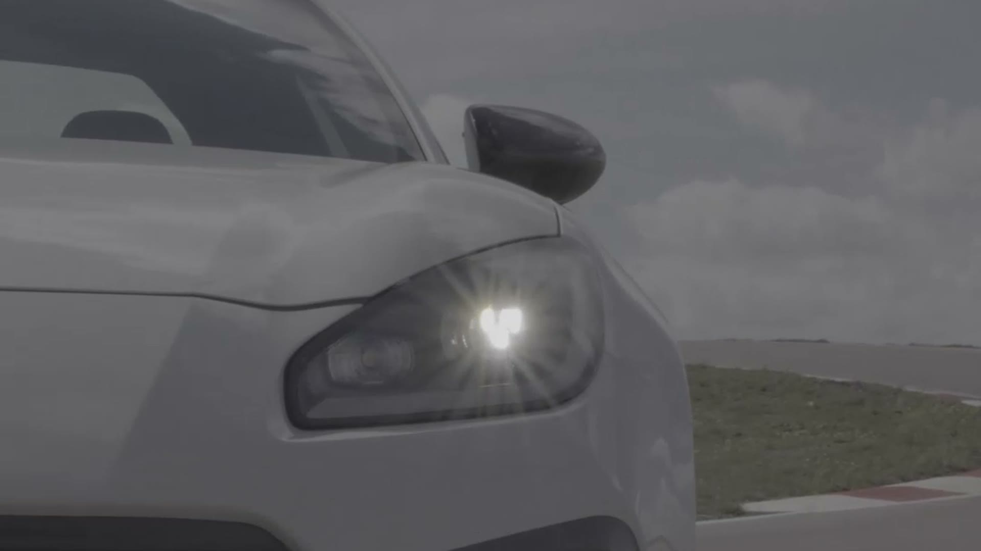 Toyota GR86 front detail, GR badge